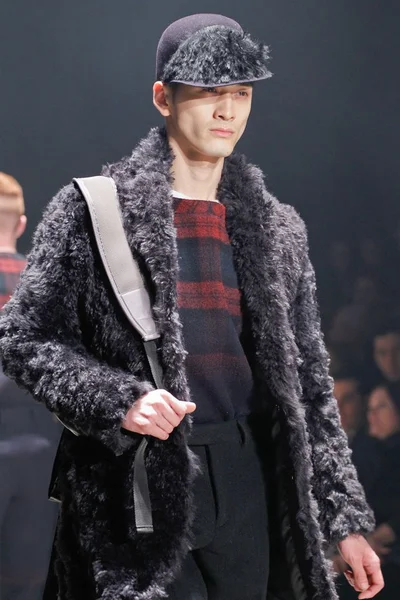 Look 66